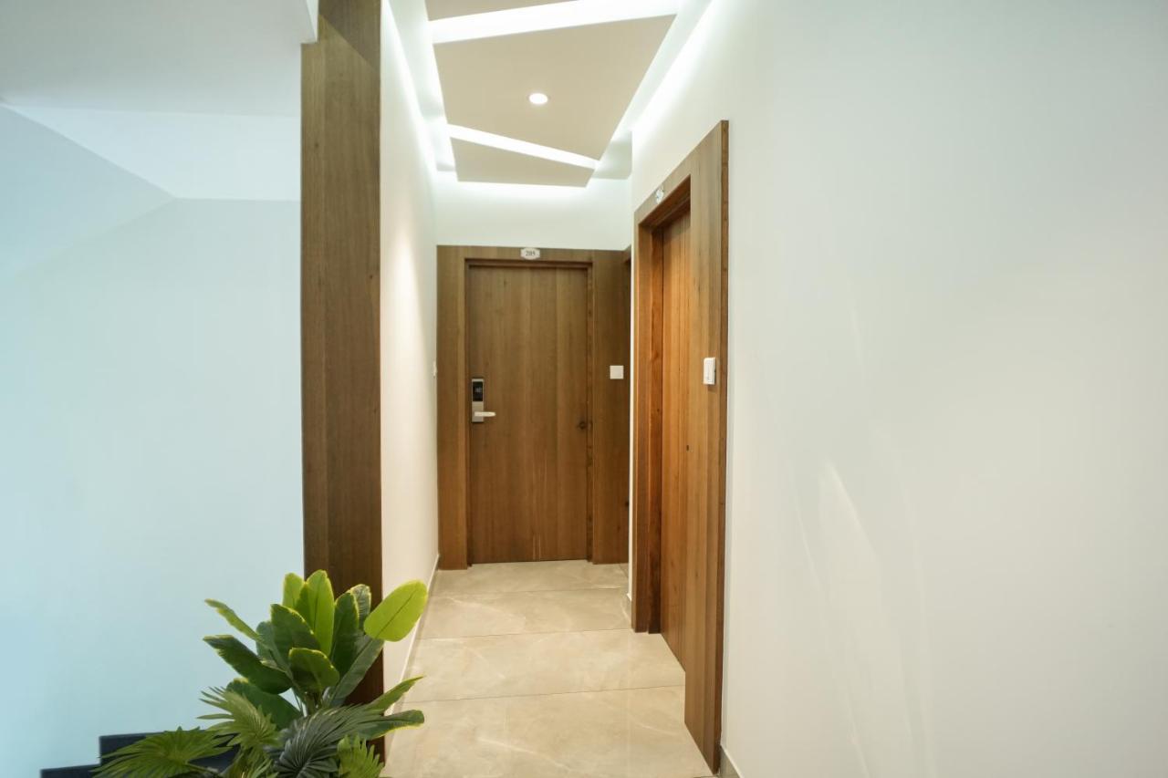 Sulu Residency Hotel Kochi Exterior photo